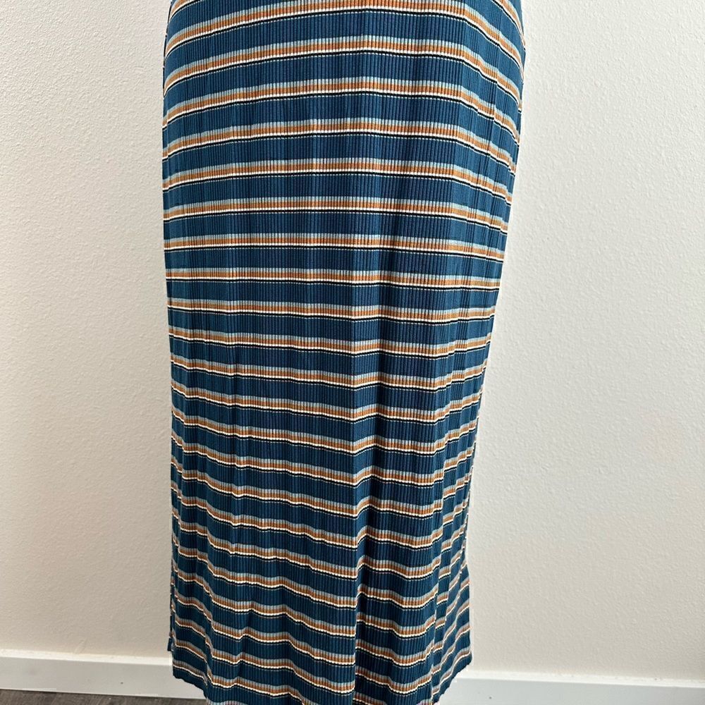 EUC Loft Women’s Dress - Picture 3 of 11